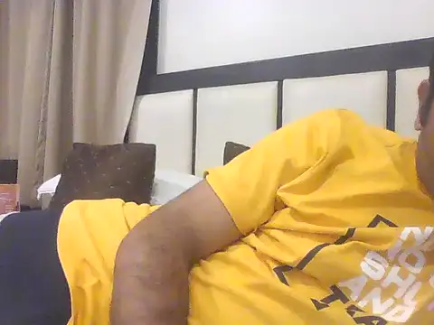 rarindam17 online show from November 2025 02:07:02 PM