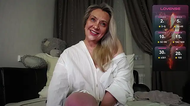 Snapshot of Alessandra92 chatting on September 2025 03:39:01 PM Alessandra92 online show from September 2025 03:39:01 PM