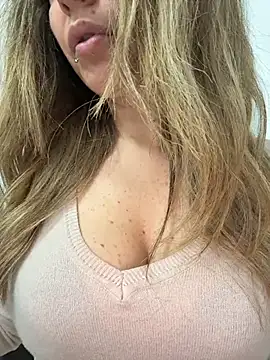 Snapshot of sexylenia chatting on March 2026 12:10:02 AM sexylenia online show from March 2026 12:10:02 AM