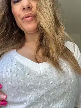 sexylenia online show from April 2026 12:56:02 PM