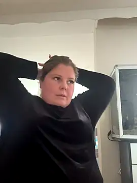 BootyLola online show from November 2025 10:42:01 AM