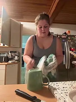 BootyLola online show from November 2025 04:07:01 PM