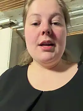 Snapshot of BootyLola chatting on March 2025 03:13:02 PM BootyLola online show from March 2025 03:13:02 PM