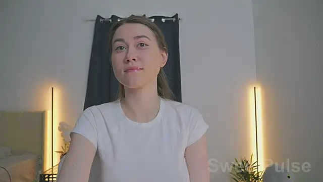 Snapshot of SweetPulse chatting on December 2025 05:36:01 PM SweetPulse online show from December 2025 05:36:01 PM