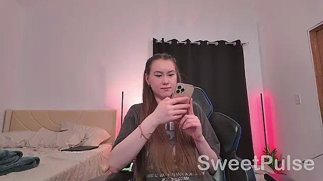 SweetPulse online show from September 2025 08:59:01 PM