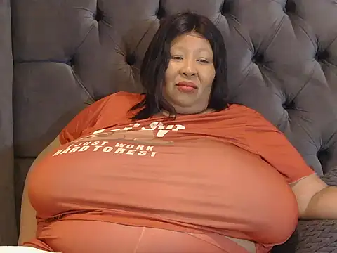 nancy111 online show from February 2026 02:40:02 AM