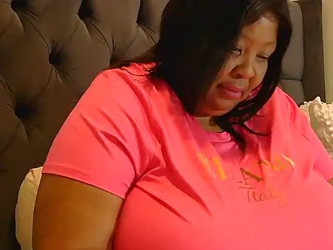 nancy111 online show from October 2025 02:27:02 PM