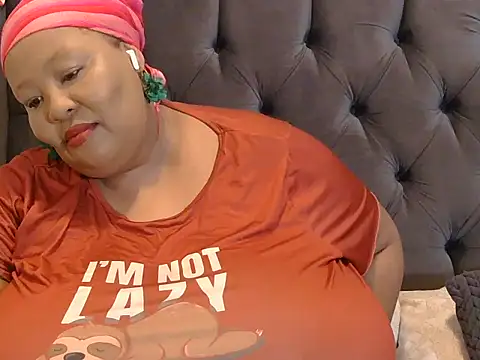 nancy111 online show from February 2026 01:44:02 AM