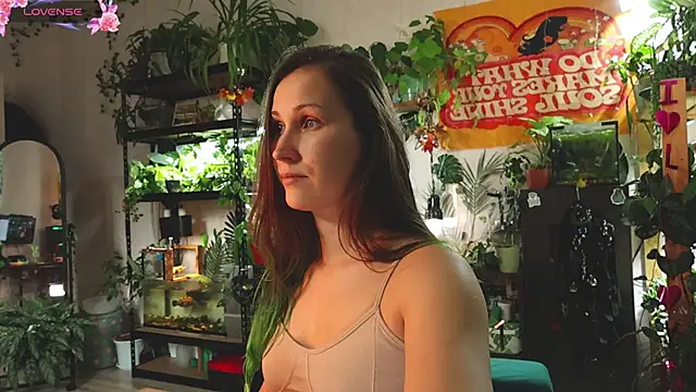 Dead Butterfly online show from October 2025 10:36:02 AM