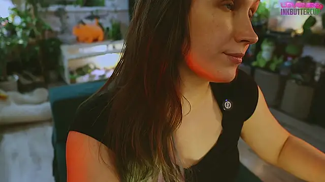 Dead Butterfly online show from March 2026 12:40:02 PM