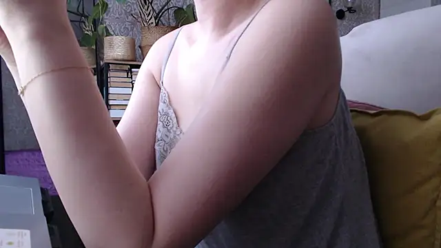 Koreanowner online show from November 2025 07:18:01 AM