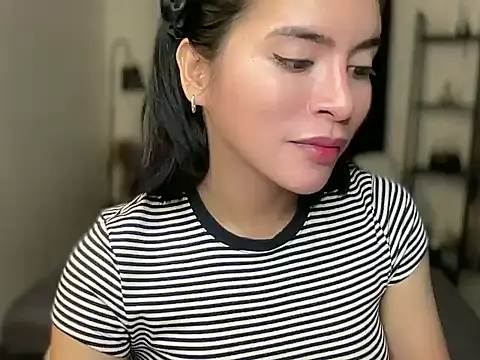 your bianca69 online show from December 2025 11:40:01 PM