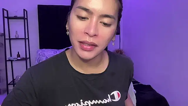 your bianca69 online show from March 2026 05:17:01 AM