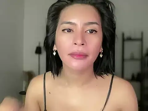 your bianca69 online show from November 2025 12:43:02 AM