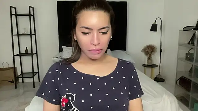 your bianca69 online show from May 2026 01:27:02 AM