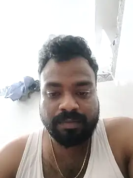 Snapshot of mikki1355 chatting on December 2025 06:53:01 PM mikki1355 online show from December 2025 06:53:01 PM