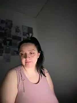 Snapshot of aliceayres797 chatting on April 2026 03:04:02 AM aliceayres797 online show from April 2026 03:04:02 AM