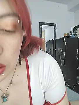 Natashayuu online show from June 2026 06:57:01 PM