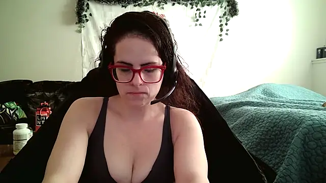 JessaBella online show from November 2025 03:27:01 PM