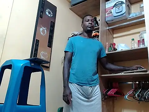 kurtbigcock online show from February 2026 06:52:01 PM