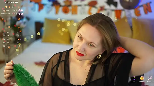 LitleSun online show from October 2025 10:38:02 AM