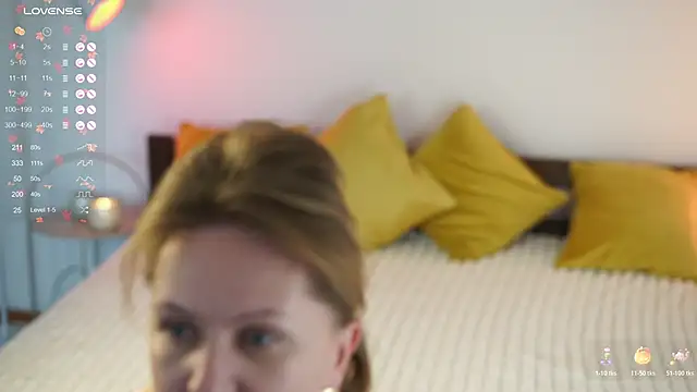 LitleSun online show from November 2025 11:02:01 AM