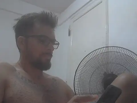 Snapshot of el_principe_hot chatting on November 2025 01:31:01 AM el principe hot online show from November 2025 01:31:01 AM