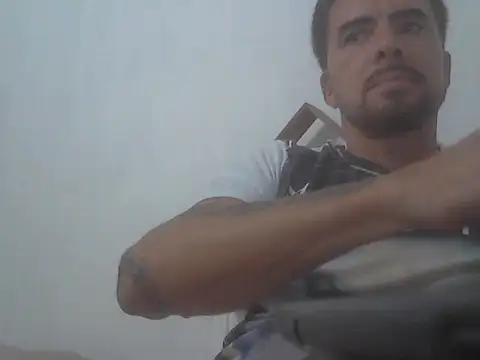 Snapshot of el_principe_hot chatting on February 2026 04:25:02 AM el principe hot online show from February 2026 04:25:02 AM