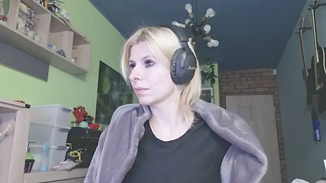 karmija online show from January 2026 09:33:02 PM