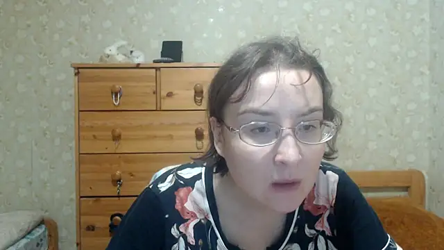 Smart Rose online show from March 2026 07:50:01 PM