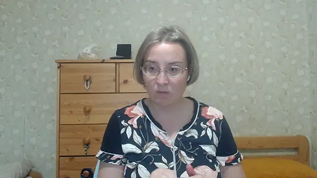 Smart Rose online show from July 2026 04:48:02 PM