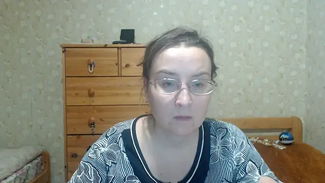 Smart Rose online show from January 2026 06:04:02 PM