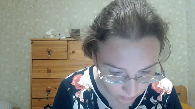 Snapshot of Smart_Rose chatting on May 2026 07:34:02 PM Smart Rose online show from May 2026 07:34:02 PM