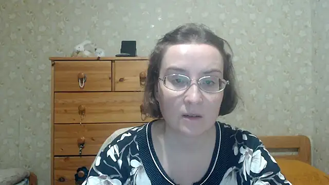 Smart Rose online show from April 2026 07:33:01 PM