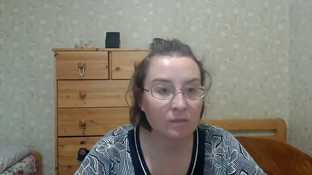 Snapshot of Smart_Rose chatting on September 2025 02:12:02 PM Smart Rose online show from September 2025 02:12:02 PM
