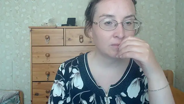Snapshot of Smart_Rose chatting on May 2026 11:36:02 AM Smart Rose online show from May 2026 11:36:02 AM
