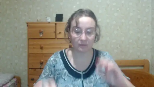 Smart Rose online show from March 2026 09:33:02 PM