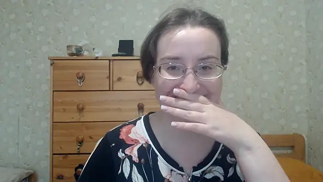 Smart Rose online show from April 2026 03:18:01 PM