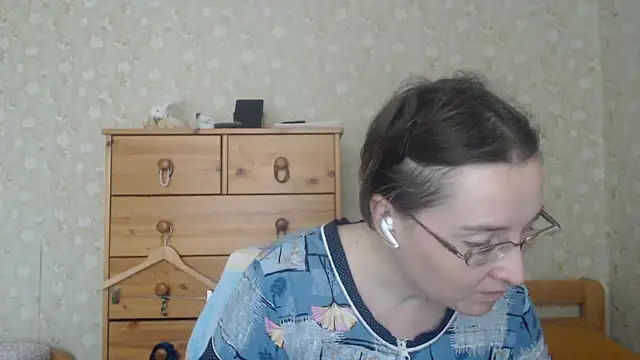 Snapshot of Smart_Rose chatting on April 2026 02:41:01 PM Smart Rose online show from April 2026 02:41:01 PM