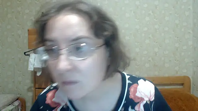 Smart Rose online show from February 2026 01:04:01 AM