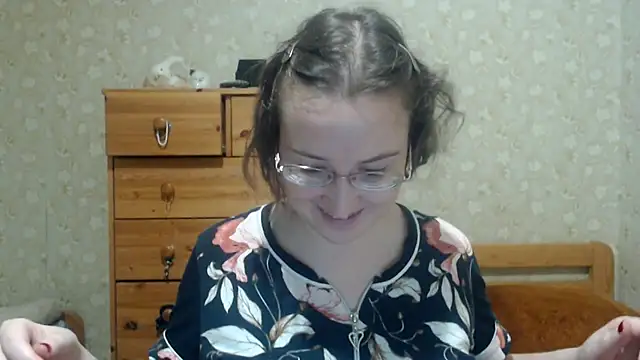 Smart Rose online show from March 2026 06:59:01 PM