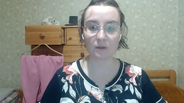 Smart Rose online show from March 2026 08:47:01 PM