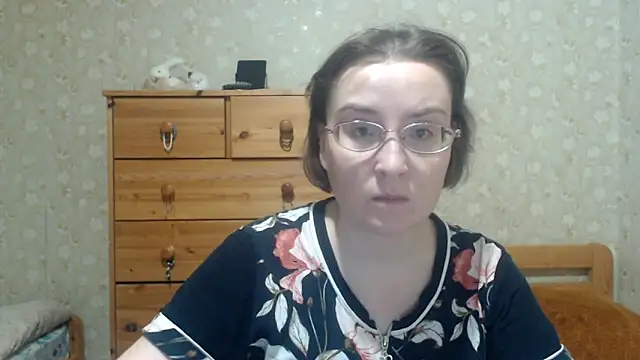 Smart Rose online show from March 2026 05:16:01 PM