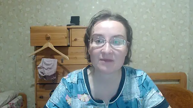 Smart Rose online show from February 2026 06:38:01 PM