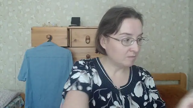 Smart Rose online show from February 2026 12:35:01 PM