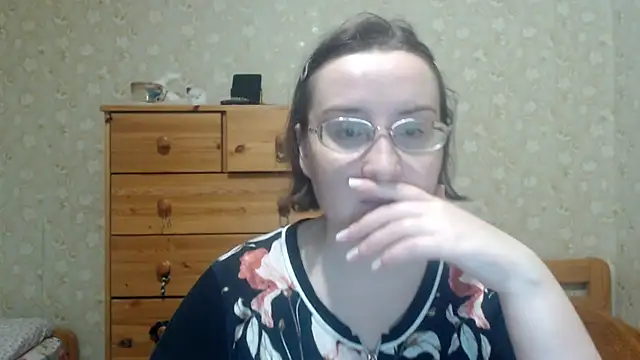 Smart Rose online show from March 2026 06:42:01 PM