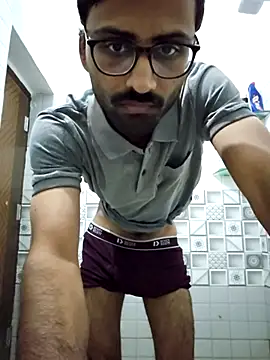 krishna8035 online show from December 2025 01:37:02 PM