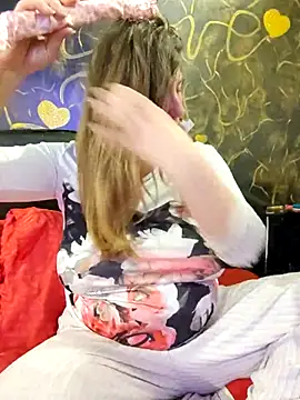 Snapshot of Natali_UA chatting on November 2025 08:09:02 PM Natali UA online show from November 2025 08:09:02 PM