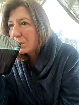 Snapshot of Natali_UA chatting on December 2025 09:04:02 AM Natali UA online show from December 2025 09:04:02 AM