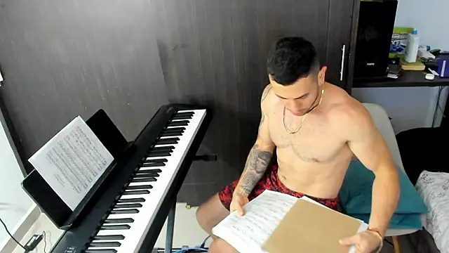 logan smith online show from January 2026 01:20:01 AM